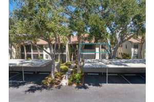622 Bird Bay Dr S #207, VENICE