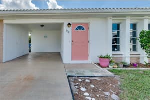 370 CIRCLEWOOD DRIVE, VENICE, FL 34293 Sold 11/21/25