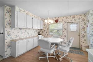 2234 PIAZZA DRIVE, SARASOTA, FL 34238 - MLS#MFRN6140737