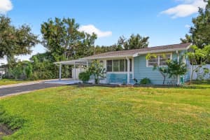 1601 Lemon Bay Dr, VENICE
