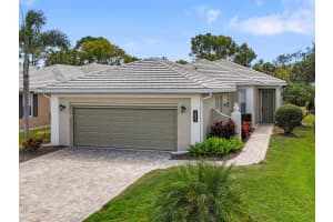 1833 LANCASHIRE DRIVE, VENICE, FL 34293 - MLS#MFRN6140782