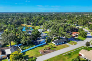 7953 CYPRESS LAKE DRIVE, SARASOTA, FL 34243 - MLS#MFRN6140835