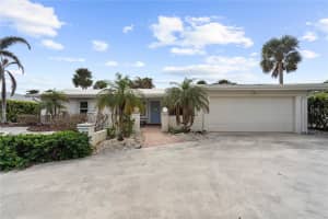 1360 Aqua View, ENGLEWOOD