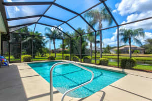 210 LAKE VICTORIA COURT, ENGLEWOOD, FL 34223 - MLS#MFRN6140904
