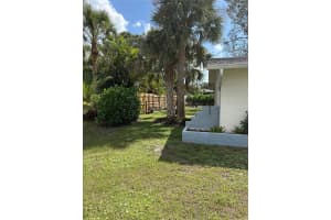 1215 LAUREL AVENUE, VENICE, FL 34285 - MLS#MFRN6140906