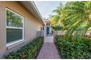 201 AUBURN WOODS CIRCLE, VENICE, FL 34292 - MLS#MFRN6140908