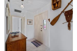 1708 LAKESIDE DRIVE, VENICE, FL 34293 - MLS#MFRN6140909