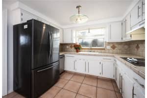 2920 MCINTOSH ROAD, SARASOTA, FL 34232 Sold 11/14/25