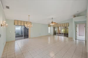 718 BRIGHTSIDE CRESCENT DRIVE, VENICE, FL 34293 - MLS#MFRN6140935