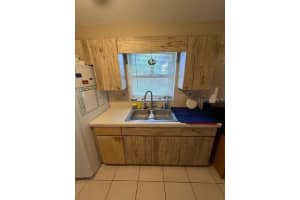 280 DRAKE ROAD, VENICE, FL 34293 - MLS#MFRN6140948