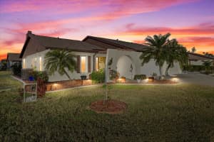 508 Foxwood Blvd, ENGLEWOOD