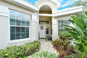 560 FALLBROOK DRIVE, VENICE, FL 34292 - MLS#MFRN6140962