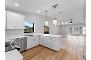 1711 CURRY AVENUE, NOKOMIS, FL 34275 - MLS#MFRN6140977