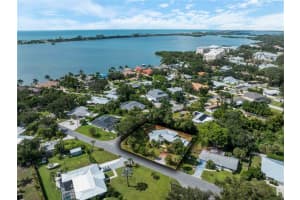 32 BAY AVENUE, OSPREY, FL 34229 - MLS#MFRN6140978