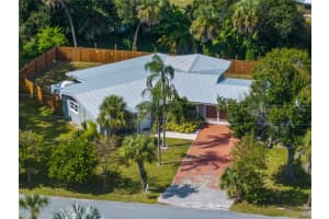 32 BAY AVENUE, OSPREY, FL 34229 - MLS#MFRN6140978