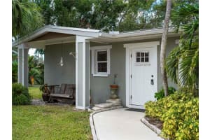 32 BAY AVENUE, OSPREY, FL 34229 - MLS#MFRN6140978