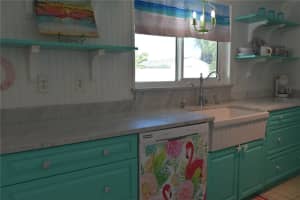 1046 ROYAL ROAD, VENICE, FL 34293 - MLS#MFRN6140981