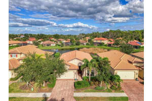1050 BLUFFWOOD DRIVE, NOKOMIS, FL 34275 - MLS#MFRN6141062
