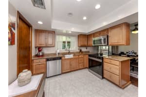 1110 GLADSTONE BOULEVARD, ENGLEWOOD, FL 34223 - MLS#MFRN6141072