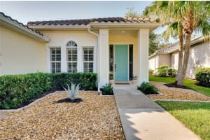 10142 GLENMORE AVENUE, LAKEWOOD RANCH, FL 34202 - MLS#MFRN6141080