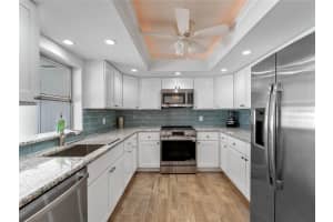 52 CIRCLEWOOD DRIVE, VENICE, FL 34293 - MLS#MFRN6141084