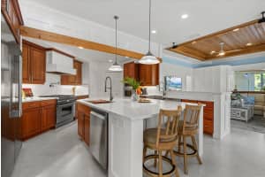 2196 MUSKOGEE TRAIL, NOKOMIS, FL 34275 Sold 12/15/25