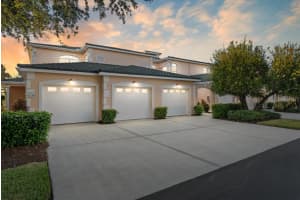 903 Gondola Park Dr #903, VENICE