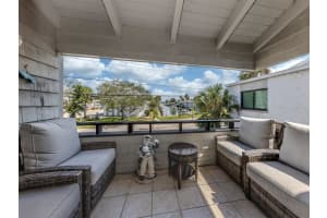 1555 TARPON CENTER DRIVE, VENICE, FL 34285 - MLS#MFRN6141144