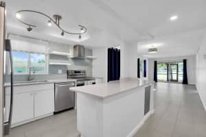 501 PARKDALE MEWS, VENICE, FL 34285 - MLS#MFRN6141192