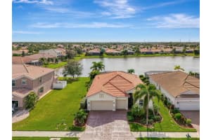 1979 MESIC HAMMOCK WAY, VENICE, FL 34292 - MLS#MFRN6141205