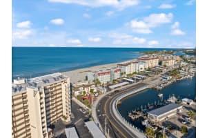 950 TARPON CENTER DRIVE, VENICE, FL 34285 Sold 12/05/25