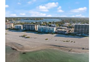 950 TARPON CENTER DRIVE, VENICE, FL 34285 Sold 12/05/25