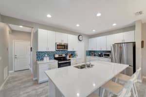 8501 WHISPERING STREET, SARASOTA, FL 34240 - MLS#MFRN6141239