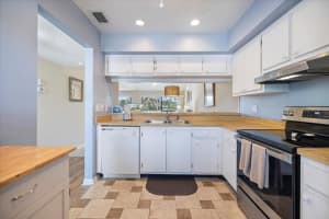 758 BIRD BAY DRIVE, VENICE, FL 34285 - MLS#MFRN6141250