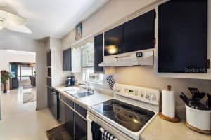 444 DRIFTWOOD ROAD, VENICE, FL 34293 - MLS#MFRN6141309