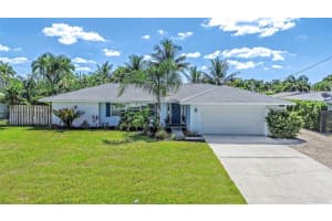 392 NORWOOD COURT, FORT MYERS, FL 33919 - MLS#MFRN6141313