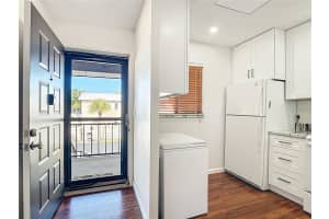 431 AIRPORT AVENUE, VENICE, FL 34285 - MLS#MFRN6141388