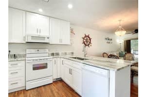 431 AIRPORT AVENUE, VENICE, FL 34285 - MLS#MFRN6141388