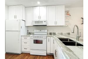 431 AIRPORT AVENUE, VENICE, FL 34285 - MLS#MFRN6141388