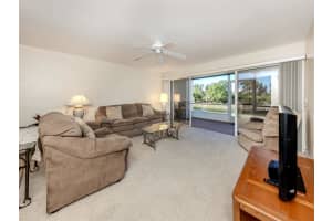 206 SILVER LAKE DRIVE, VENICE, FL 34292 Sold 11/28/25