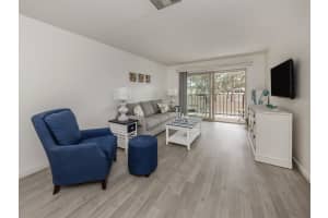 533 PARKDALE MEWS, VENICE, FL 34285 - MLS#MFRN6141406