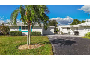 1523 LAKESIDE DRIVE, VENICE, FL 34293 - MLS#MFRN6141481