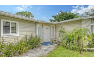 1560 POINCIANA ROAD, VENICE, FL 34293 - MLS#MFRN6141482