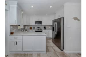 1977 BEACH ROAD, ENGLEWOOD, FL 34223 - MLS#MFRN6141523