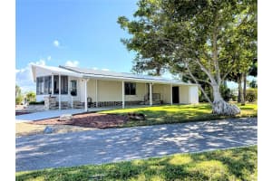 701 GREEN CIRCLE, VENICE, FL 34285 - MLS#MFRN6141524