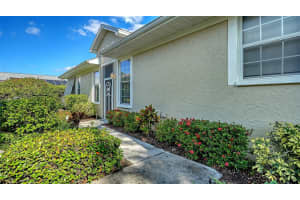 538 CATALINA ISLES CIRCLE, VENICE, FL 34292 - MLS#MFRN6141583