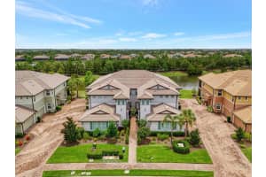 7411 DIVOT LOOP, BRADENTON, FL 34202 Sold 12/02/25