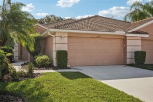 409 Fairway Isles Ln, BRADENTON