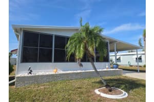 500 LONGWOOD DRIVE, VENICE, FL 34285 - MLS#MFRN6141768