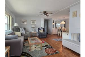 500 LONGWOOD DRIVE, VENICE, FL 34285 - MLS#MFRN6141768